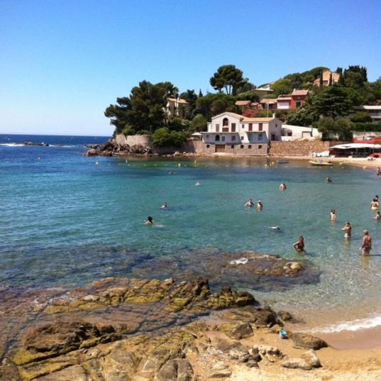 Charmant Bas De Villa Avec Terrasse A Proximite De La Plage Et Du Port Каркеран Экстерьер фото